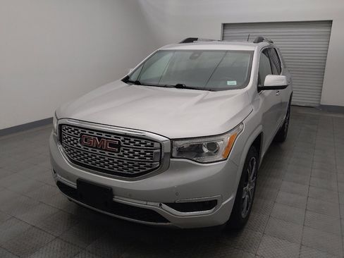 Used 2017 GMC Acadia Denali image 15