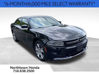 Used 2017 Dodge Charger SE w/ Power Sunroof Group