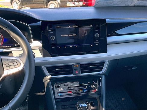 New 2026 Volkswagen Taos SE AWD/4WD image 5