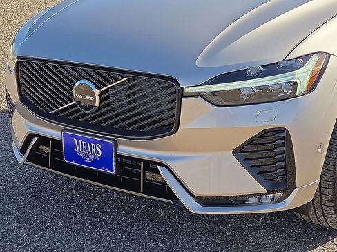 New 2026 Volvo XC60 B5 Ultra w/ Protection Package Premier image 9