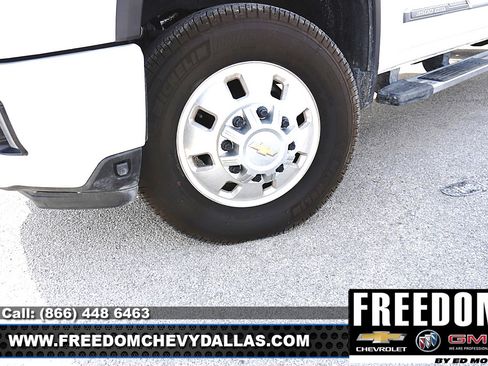 Used 2024 Chevrolet Silverado 3500 High Country w/ High Country Premium Package AWD/4WD image 43