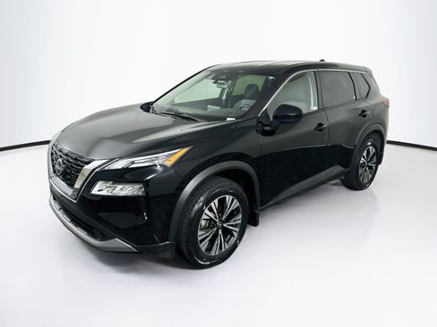 Used 2023 Nissan Rogue SV AWD/4WD image 3