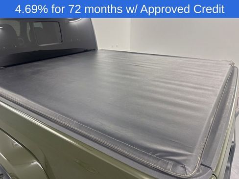 Used 2024 Jeep Gladiator Sport image 31