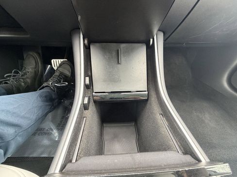 Used 2019 Tesla Model 3 Performance image 19