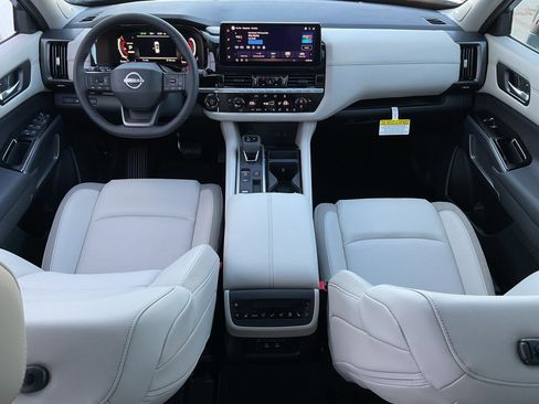 New 2026 Nissan Pathfinder SL image 27