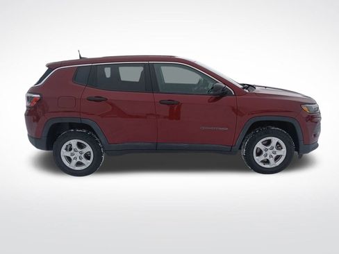 Certified 2022 Jeep Compass Sport image 7