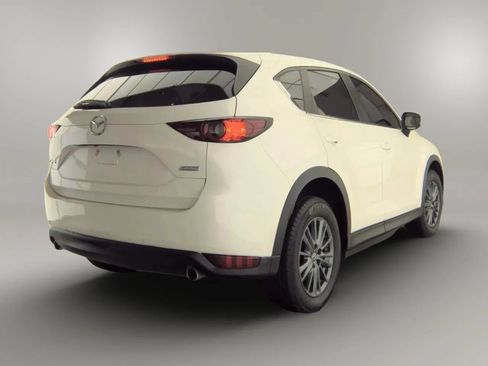 Used 2019 MAZDA CX-5 Sport FWD image 3