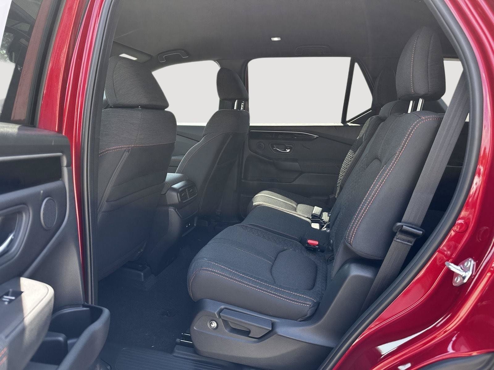 New 2026 Honda Pilot Sport image 21