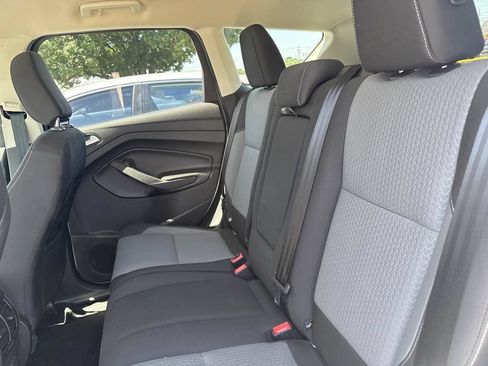 Used 2019 Ford Escape SE AWD/4WD image 6