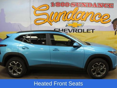 Used 2025 Chevrolet Trax LT w/ Driver Confidence Package FWD image 1