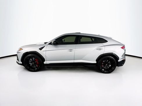 Used 2022 Lamborghini Urus AWD/4WD image 8