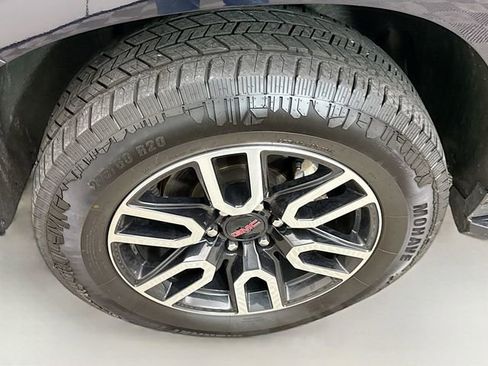 Used 2023 GMC Yukon XL AT4 w/ Technology Package image 35