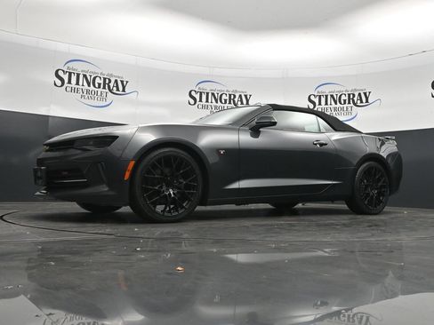 Used 2017 Chevrolet Camaro LT RWD image 28
