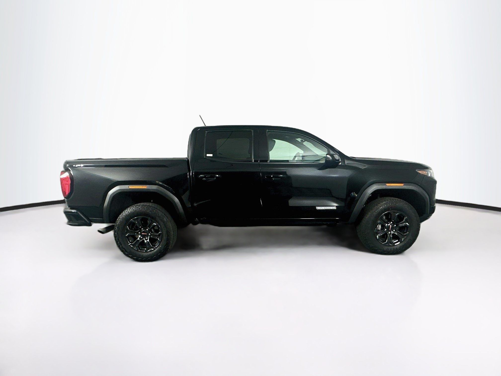Used 2025 GMC Canyon Elevation w/ Convenience Package AWD/4WD image 10