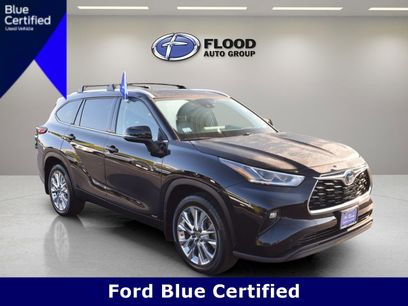 Used 2023 Toyota Highlander Limited