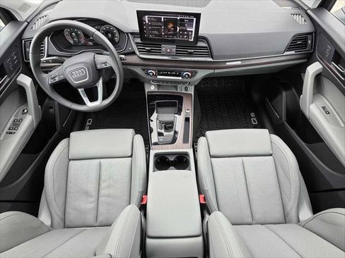 Used 2025 Audi Q5 Prestige w/ Prestige Package AWD/4WD image 18