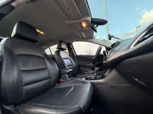 Used 2017 Chevrolet Cruze Premier image 27
