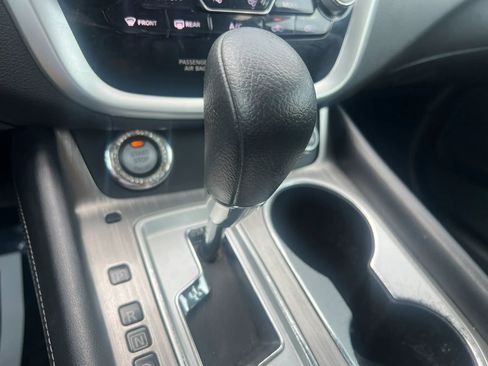 Used 2017 Nissan Murano S w/ Navigation Package image 15