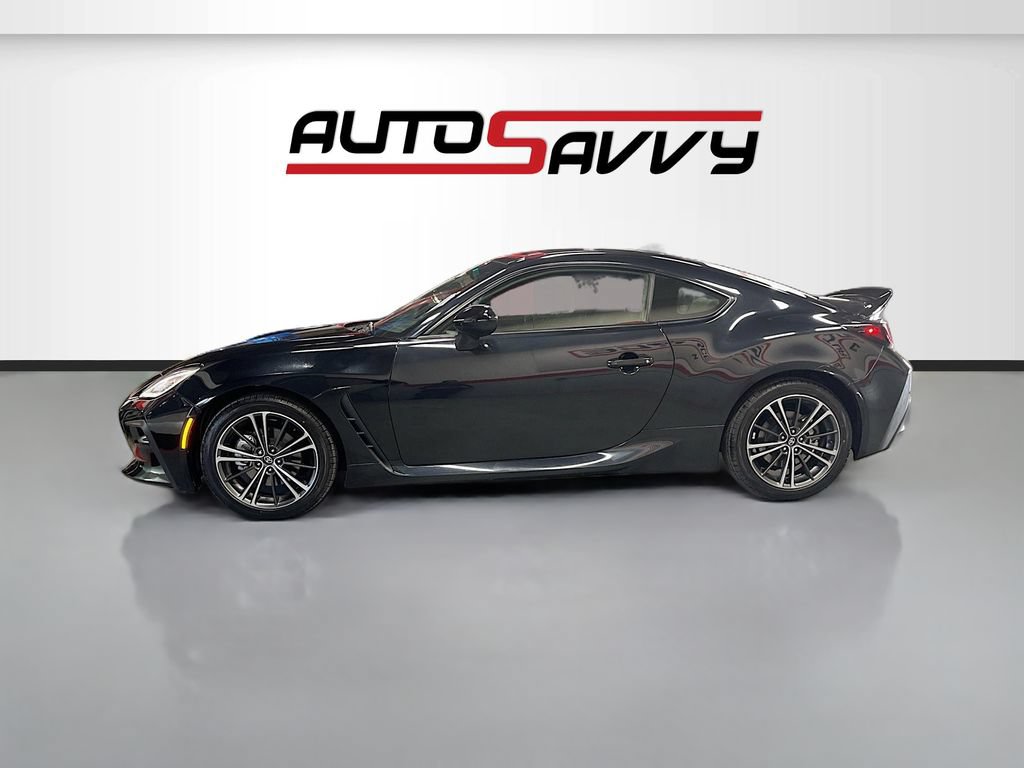 Used 2023 Toyota GR86 Premium w/ ALL Weather Mat Package (TMS) RWD image 4