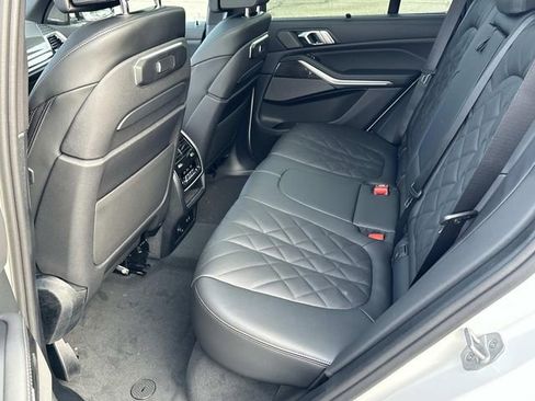 New 2026 BMW X5 M60i AWD/4WD image 8
