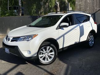Used 2014 Toyota RAV4 Limited w/ Technology Package AWD/4WD video 1