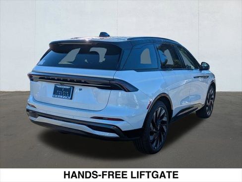 New 2026 Lincoln Nautilus Reserve w/ Jet Appearance Package image 2