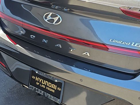 Used 2023 Hyundai Sonata Limited FWD image 11