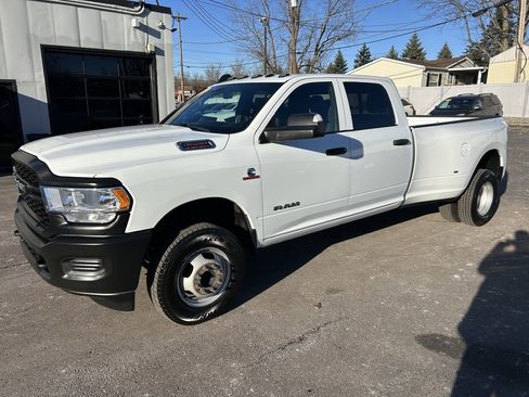 Used 2022 RAM 3500 Tradesman image 4