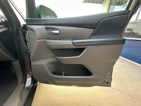 Used 2016 Honda Odyssey EX-L image 34