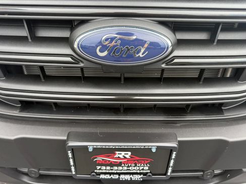 Used 2020 Ford Transit 250 Medium Roof w/ Load Area Protection Package RWD image 58