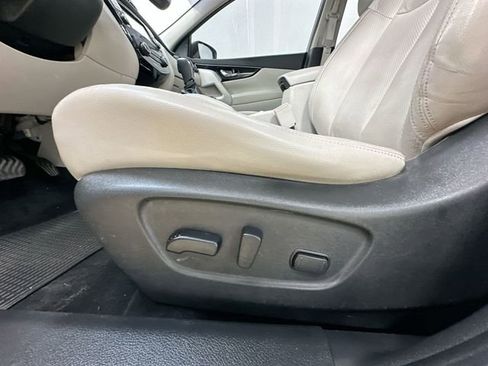 Used 2018 Nissan Rogue Sport SL w/ SL Premium Package AWD/4WD image 15
