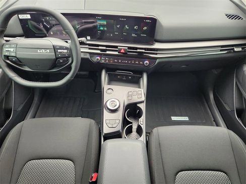 New 2026 Kia Sportage S image 18