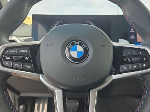 Used 2026 BMW M440i Coupe RWD image 18