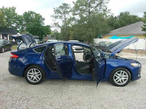 Used 2013 Ford Fusion SE FWD image 34