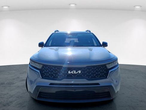 Used 2023 Kia Sorento S w/ Panoramic Sunroof Package image 3