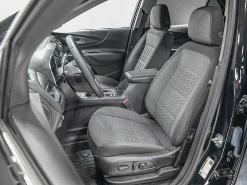 Used 2023 Chevrolet Equinox LT image 16