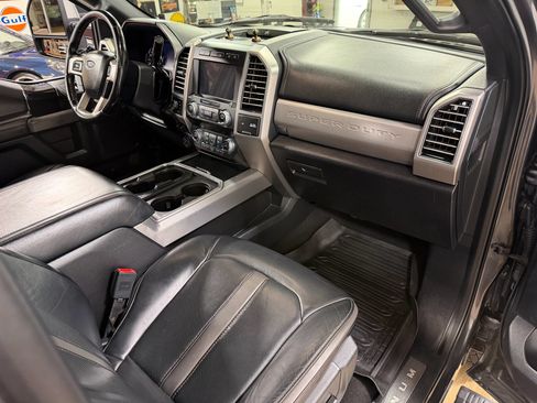 Used 2020 Ford F350 Platinum AWD/4WD image 21