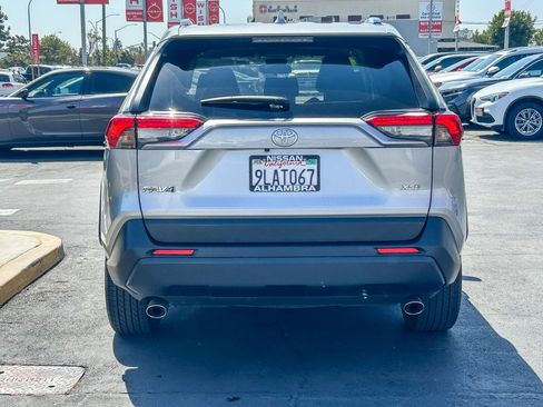 Used 2024 Toyota RAV4 XLE Premium FWD image 8