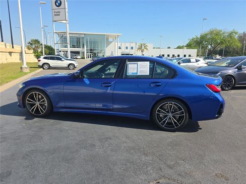Used 2023 BMW 330i Sedan w/ M Sport Package RWD image 5