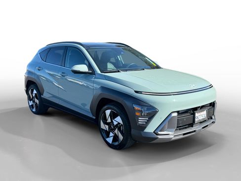 Certified 2025 Hyundai Kona Limited image 7