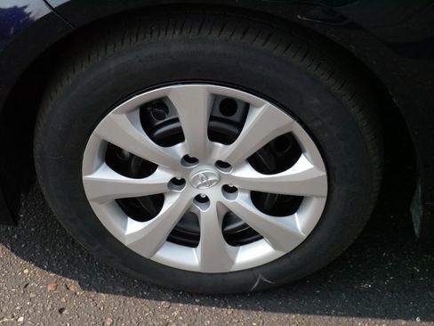 Used 2026 Toyota Corolla LE FWD image 15