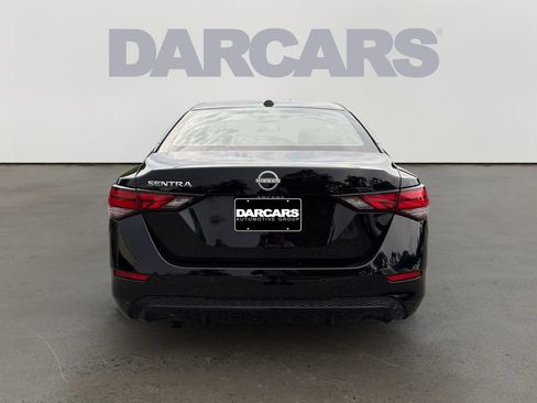 Used 2025 Nissan Sentra SV FWD image 6
