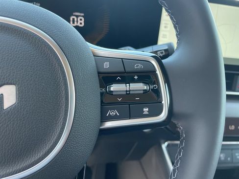 New 2026 Kia Carnival EX FWD image 26