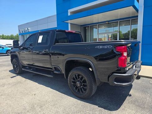 Used 2026 Chevrolet Silverado 2500 Custom w/ Custom Convenience Package AWD/4WD image 3