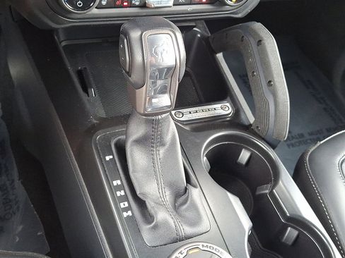 Used 2025 Ford Bronco Outer Banks w/ Sasquatch Package AWD/4WD image 14