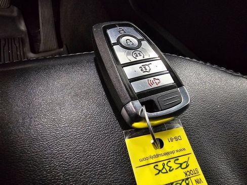 Used 2023 Ford Explorer XLT w/ Equipment Group 202A AWD/4WD image 34