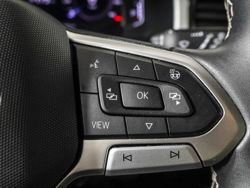 Certified 2022 Volkswagen Atlas SEL image 30