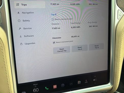 Used 2017 Tesla Model X 90D AWD/4WD image 33