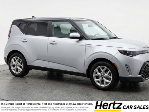 Used 2025 Kia Soul LX w/ LX Technology Package image 1
