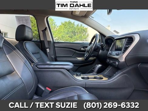 Used 2017 GMC Acadia Denali w/ Technology Package AWD/4WD image 23